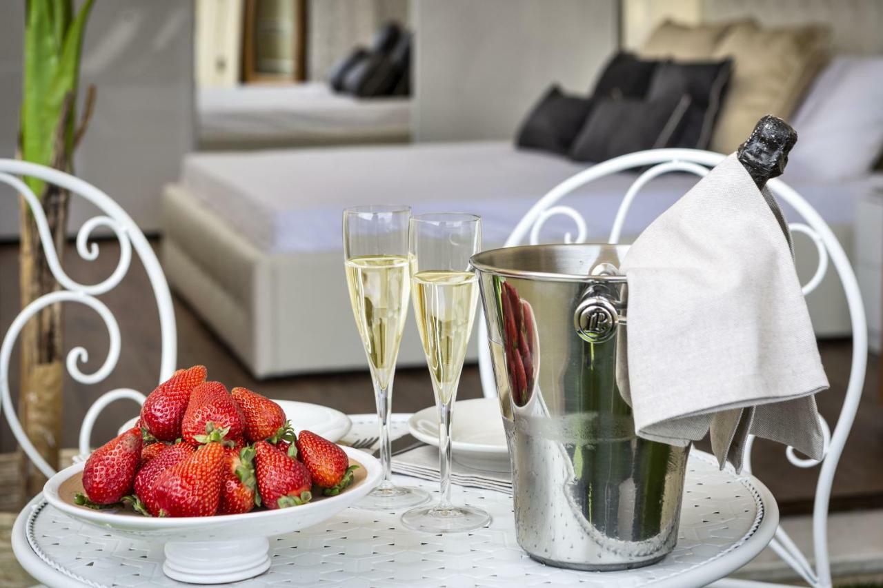 Luxury Rooms & Suites Olbia Exterior foto